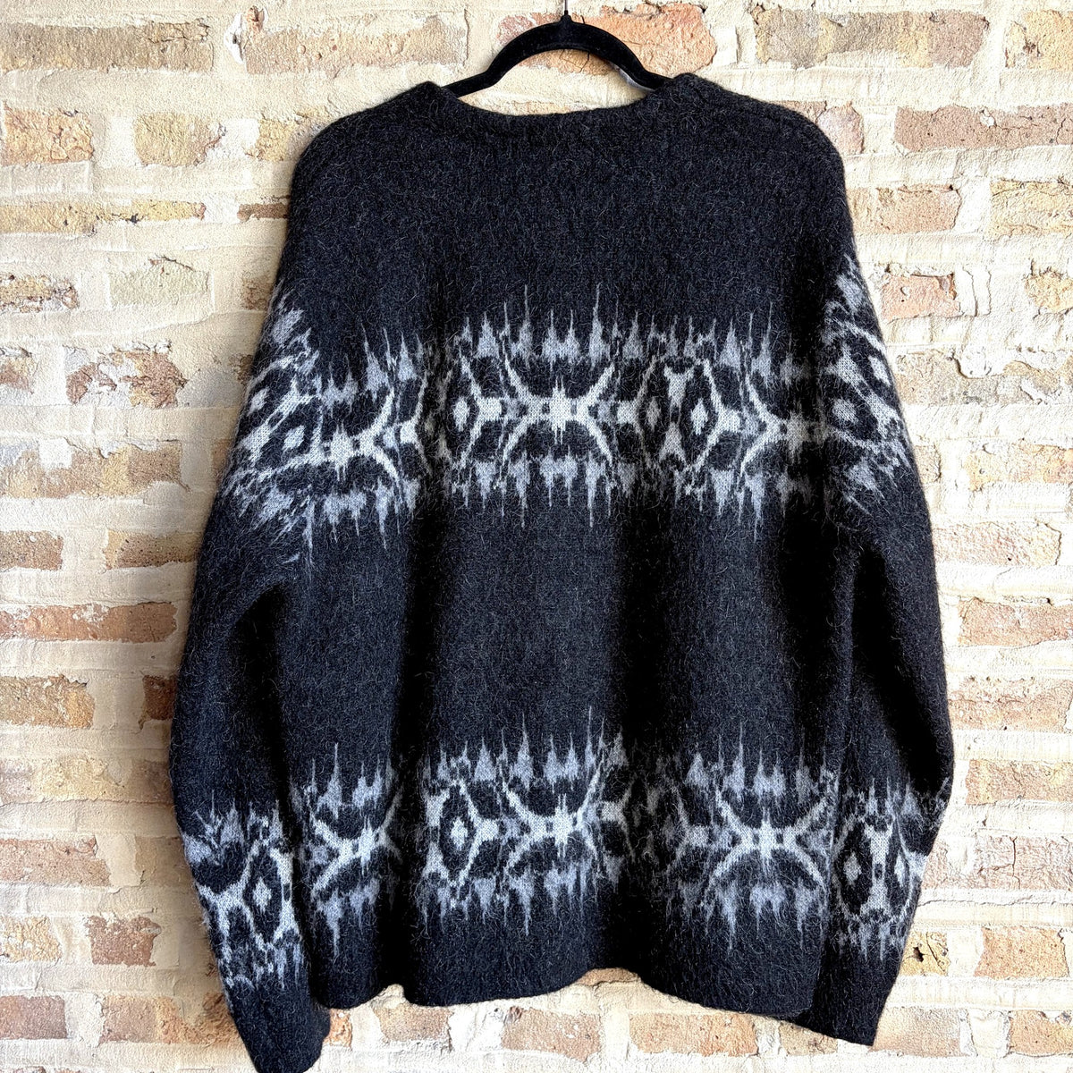 Supreme Fuzzy Jacquard Knit Cardigan – Black & Grey Drip Pattern, Size XL