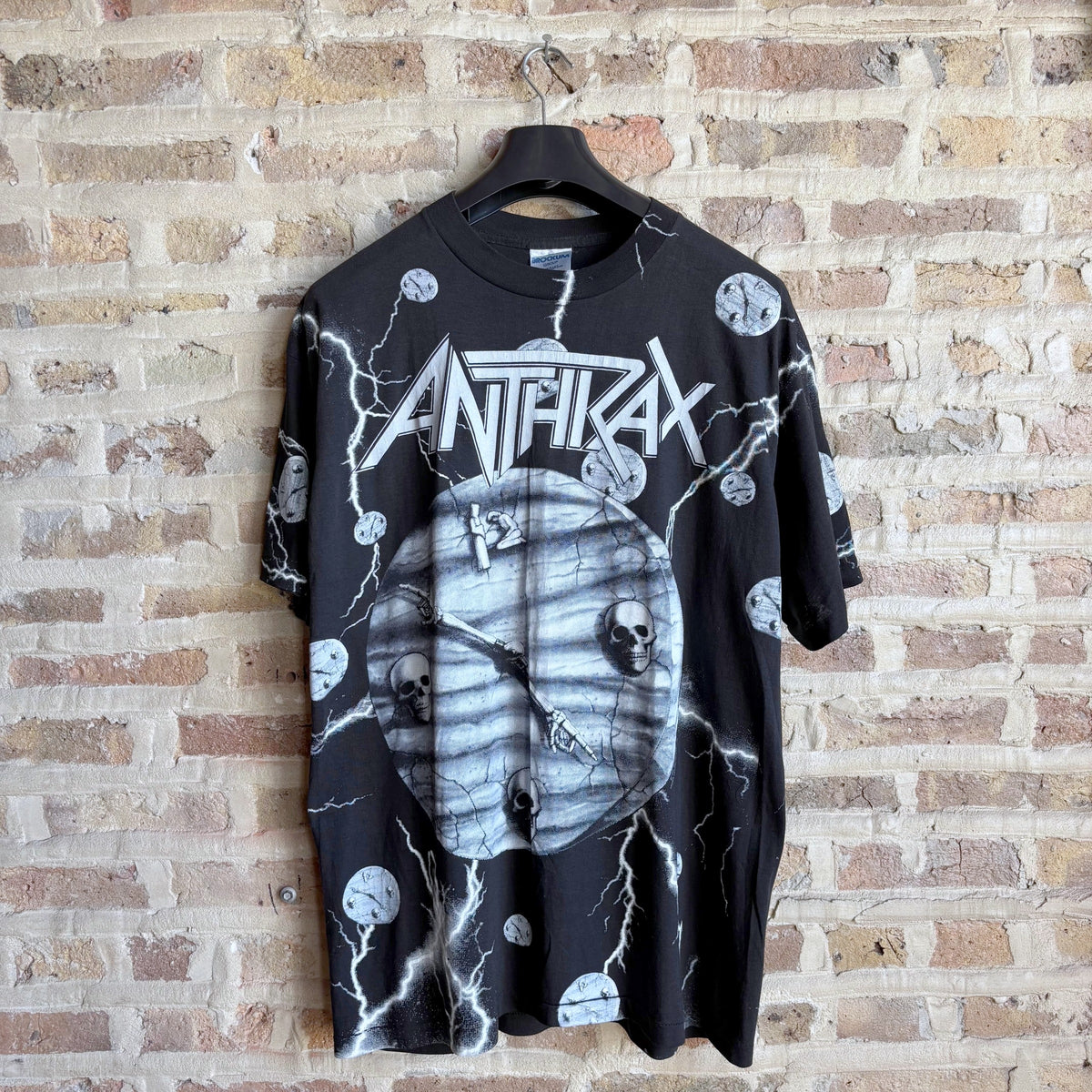 Vintage 1990 Brockum Anthrax All-Over Print Band Tee – Deadstock, Skull Clock & Lightning Artwork