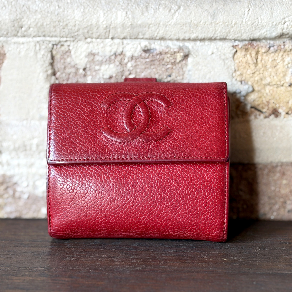 Vintage Chanel Caviar Leather Bifold Wallet – Red, Stitched CC Logo