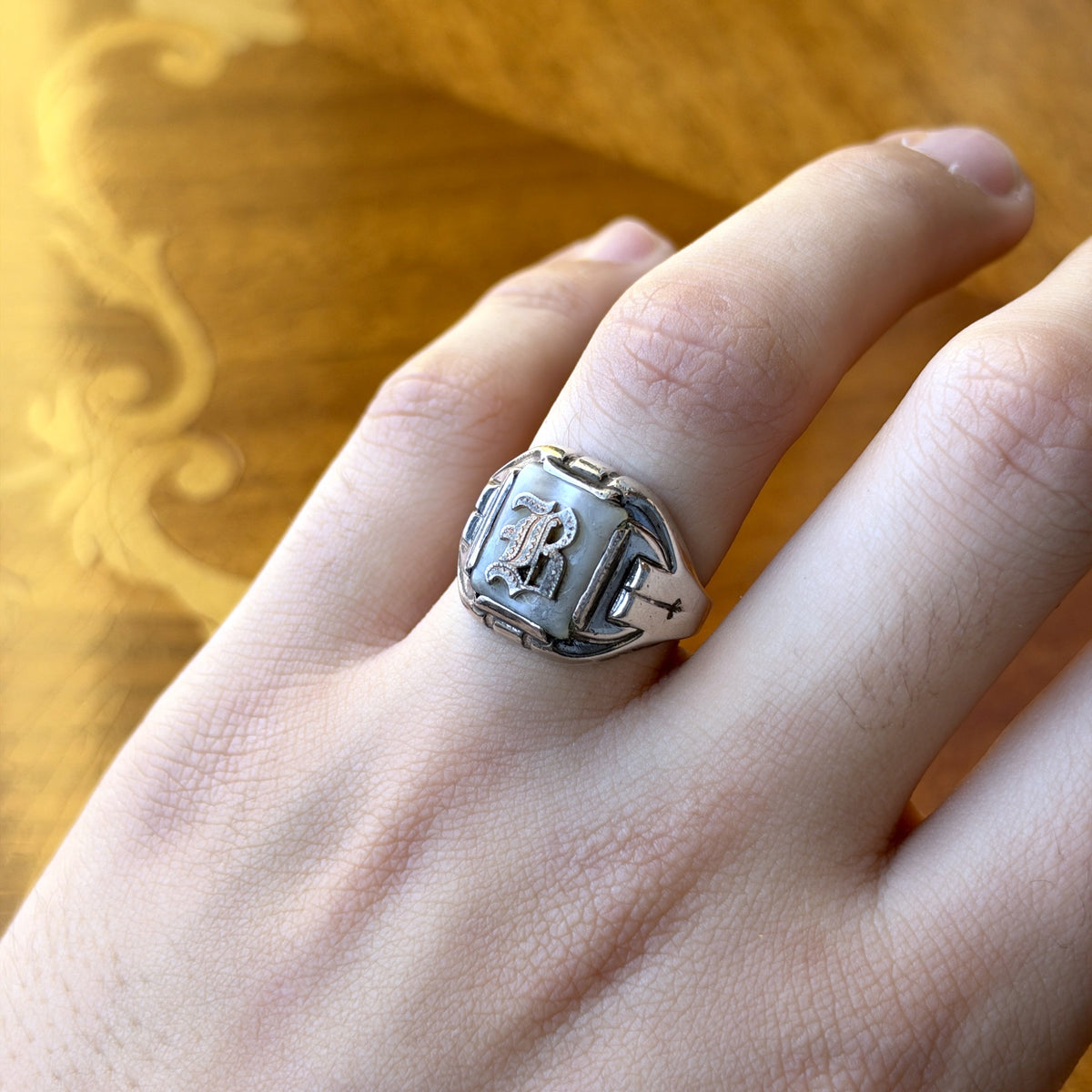 Vintage Sterling Silver Mother-of-Pearl Initial Ring – Old English "B", Arrow Shoulders, Size 9