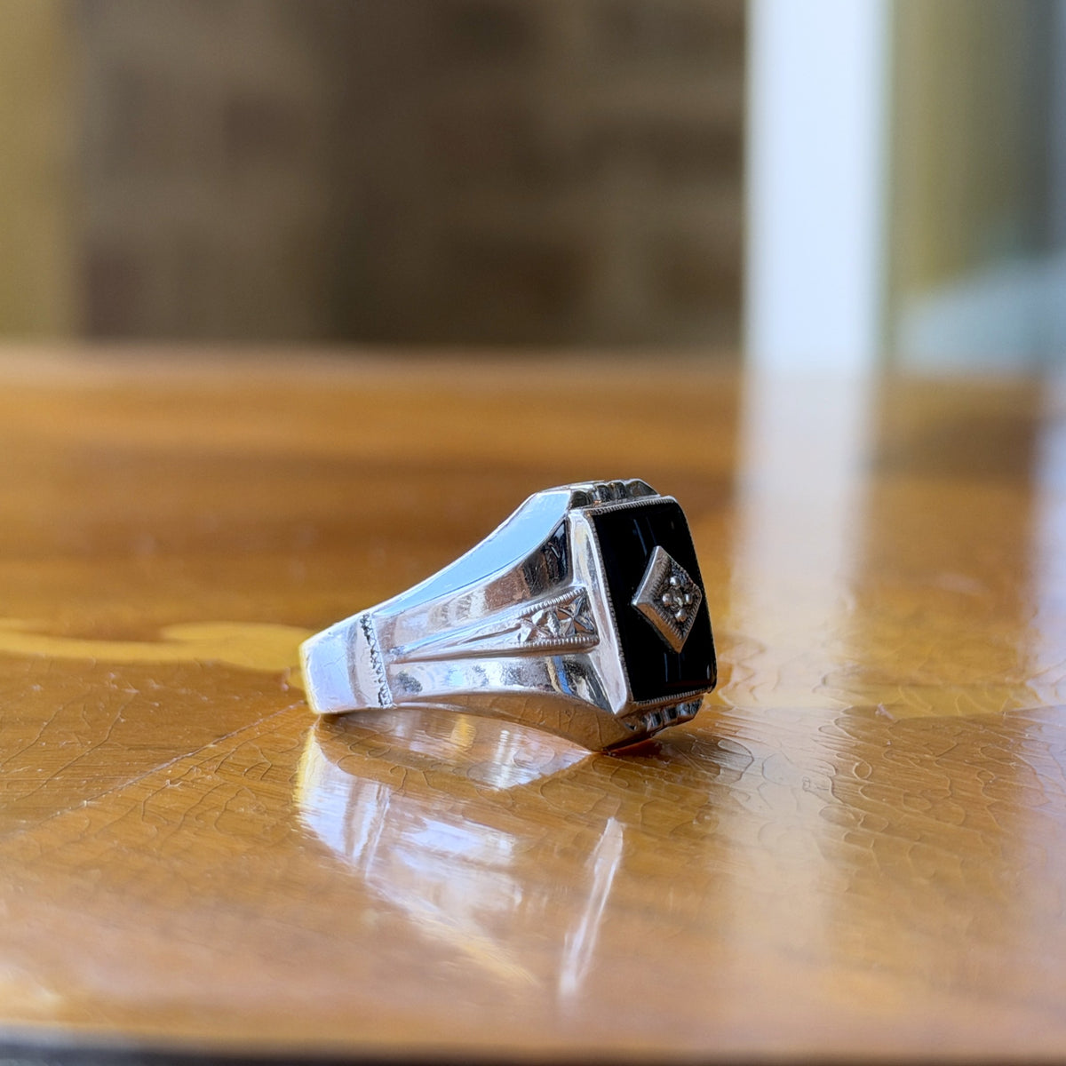 Vintage Sterling Silver & 10K Gold Top Black Onyx Signet Ring – Accent Stone, Engraved Shoulders, Size 9.5