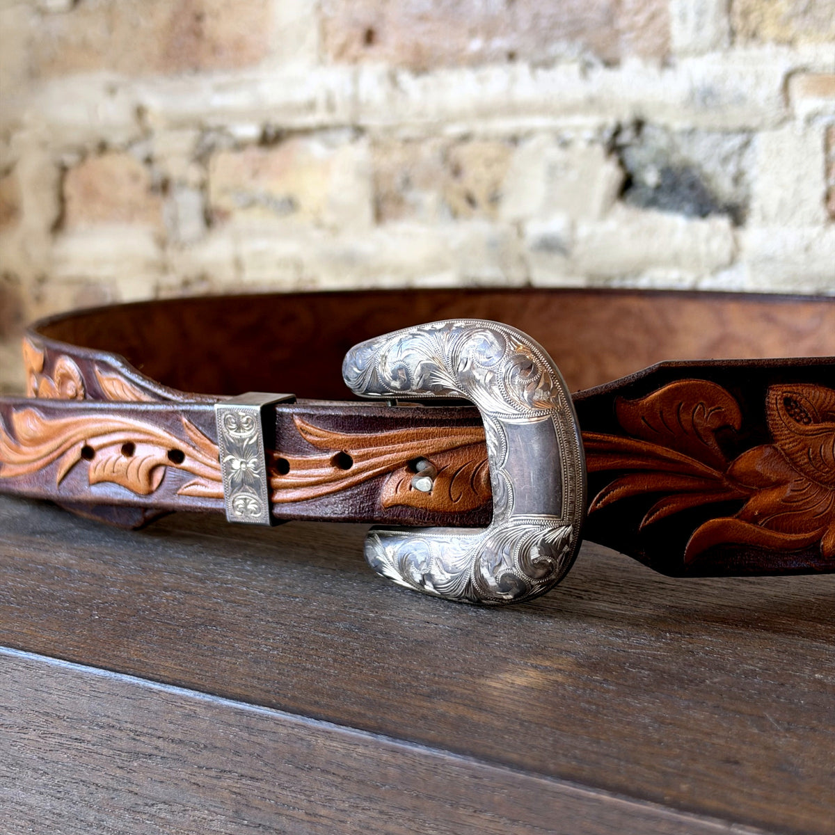 Vintage Sunset Trails Sterling Silver & Tooled Leather Western Belt – Engraved Buckle Set, Floral Carving